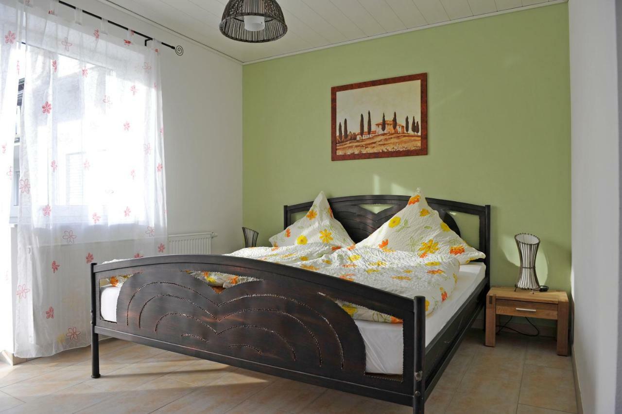 Gaestehaus Vinaria Kinheim Dış mekan fotoğraf